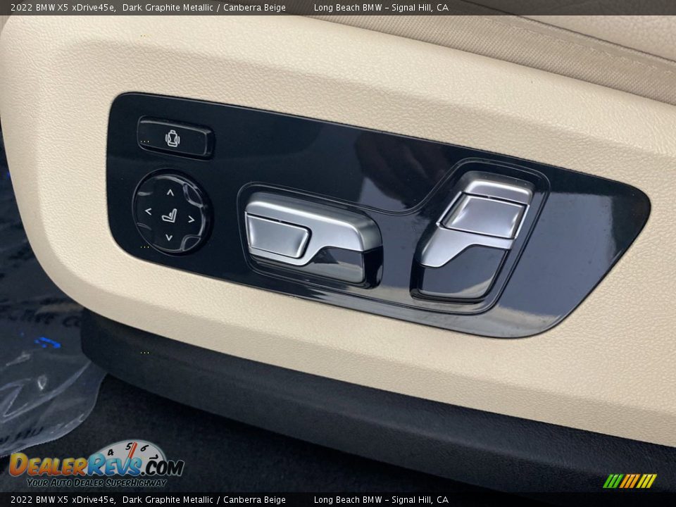 Front Seat of 2022 BMW X5 xDrive45e Photo #14