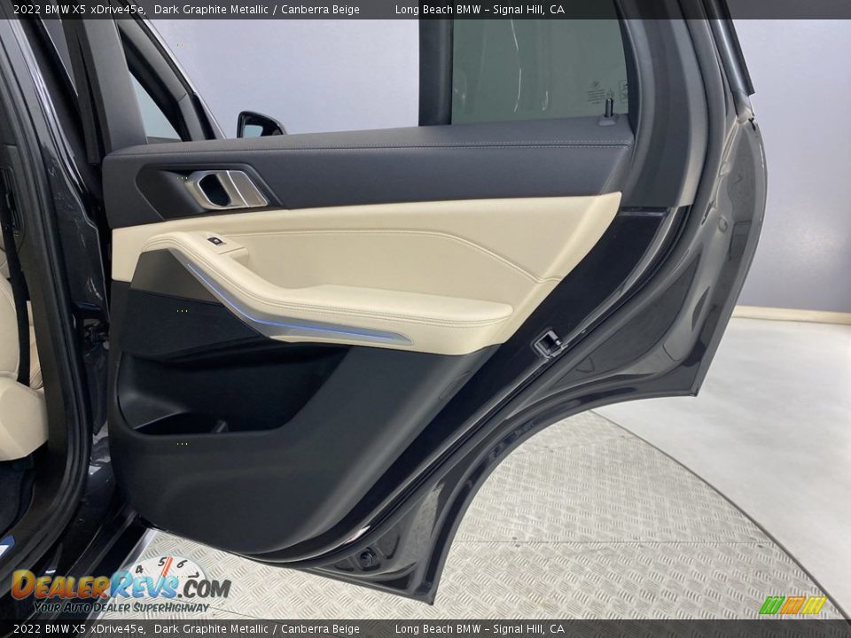 Door Panel of 2022 BMW X5 xDrive45e Photo #34