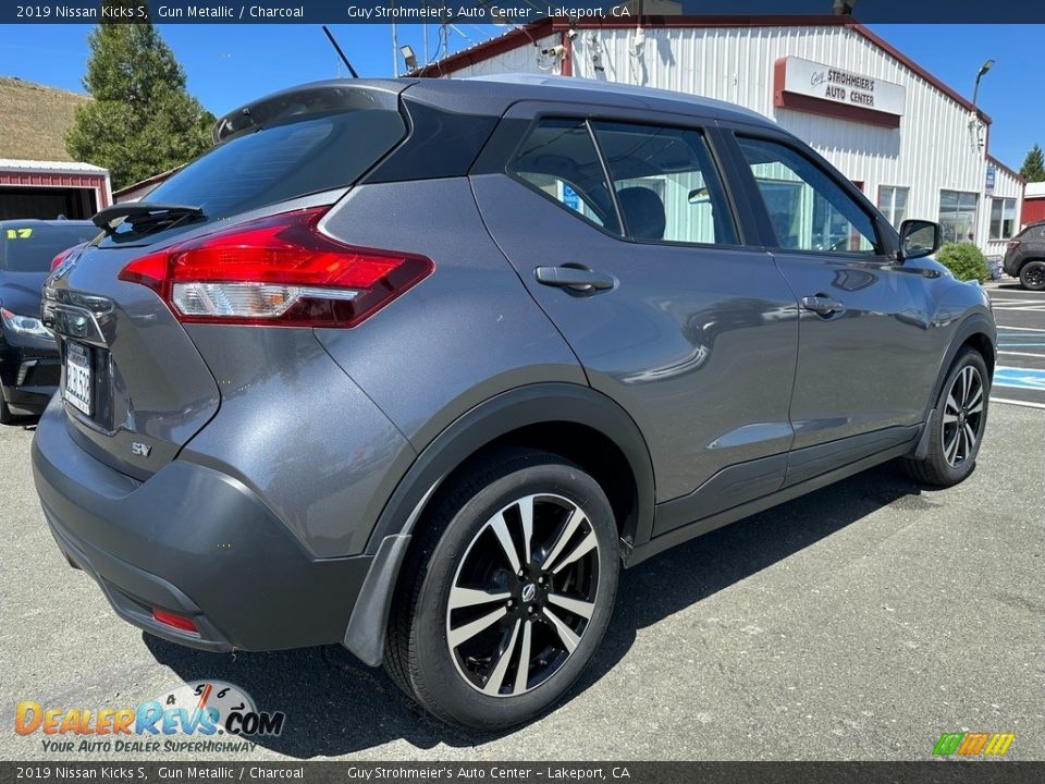 Gun Metallic 2019 Nissan Kicks S Photo #6