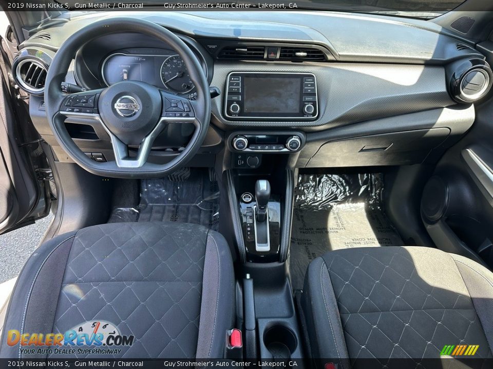 Charcoal Interior - 2019 Nissan Kicks S Photo #13