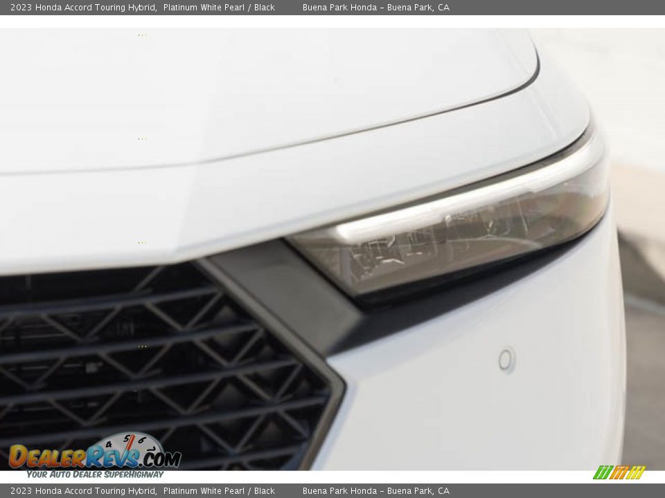 2023 Honda Accord Touring Hybrid Platinum White Pearl / Black Photo #5
