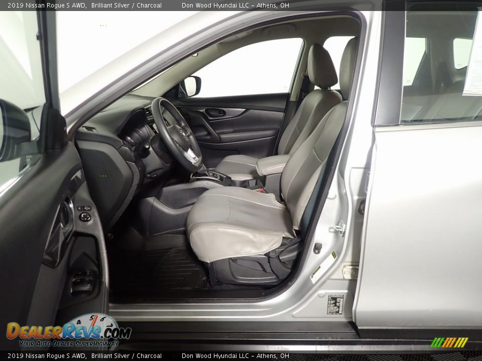 Front Seat of 2019 Nissan Rogue S AWD Photo #18