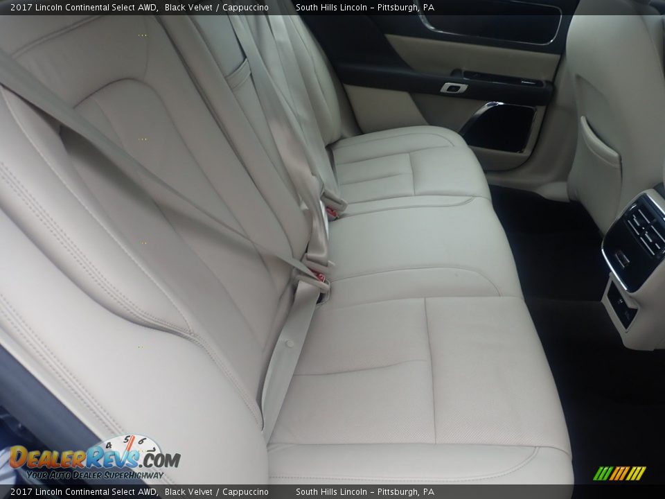 Rear Seat of 2017 Lincoln Continental Select AWD Photo #14