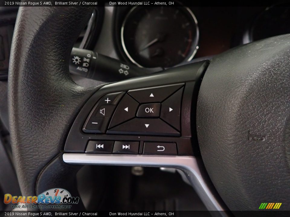 2019 Nissan Rogue S AWD Steering Wheel Photo #23