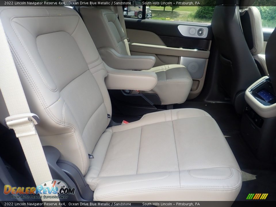 Rear Seat of 2022 Lincoln Navigator Reserve 4x4 Photo #13