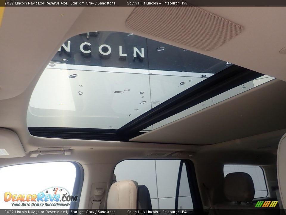 Sunroof of 2022 Lincoln Navigator Reserve 4x4 Photo #20