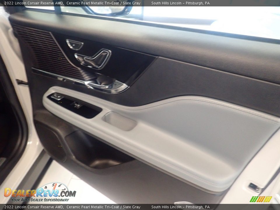 Door Panel of 2022 Lincoln Corsair Reserve AWD Photo #11