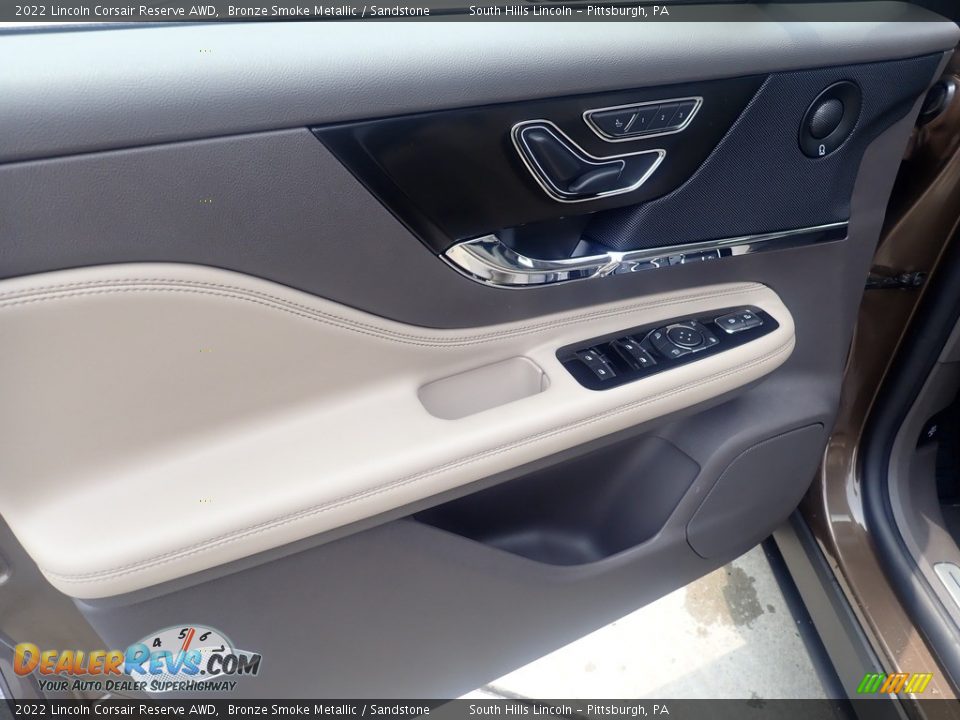 Door Panel of 2022 Lincoln Corsair Reserve AWD Photo #19