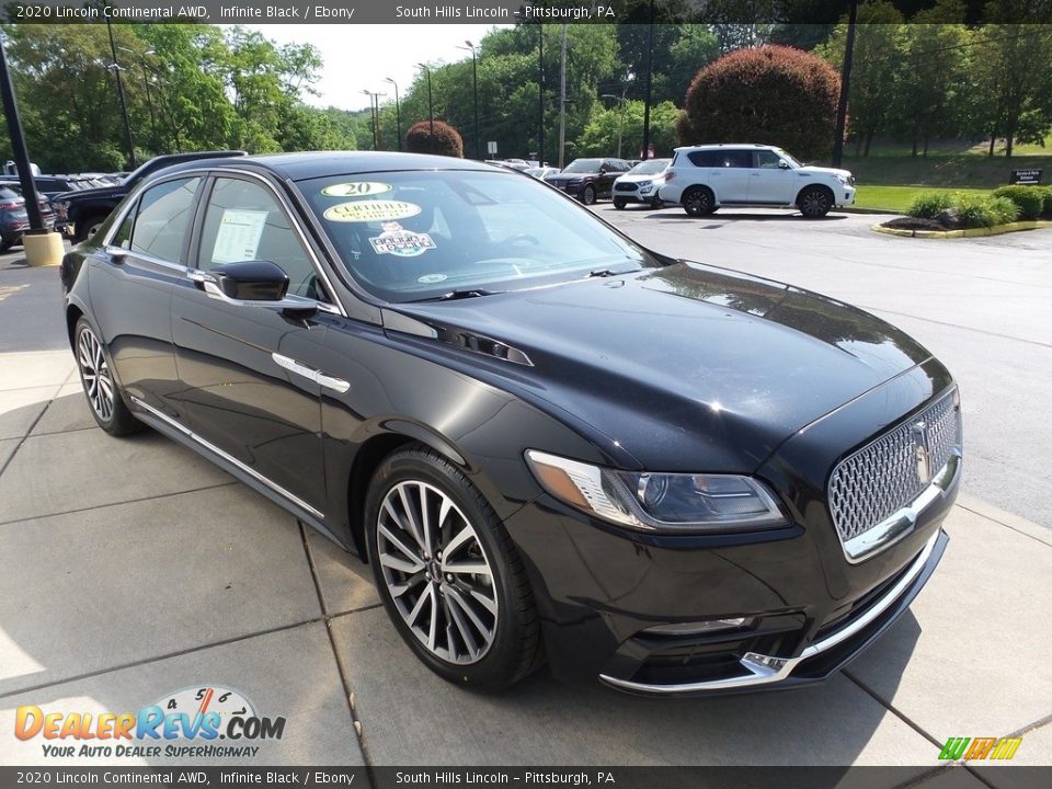 Front 3/4 View of 2020 Lincoln Continental AWD Photo #8
