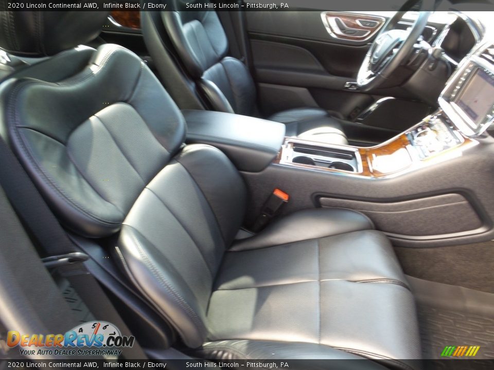 Front Seat of 2020 Lincoln Continental AWD Photo #11