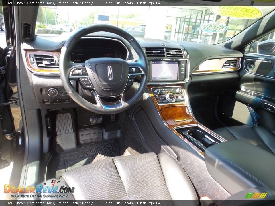 Front Seat of 2020 Lincoln Continental AWD Photo #17