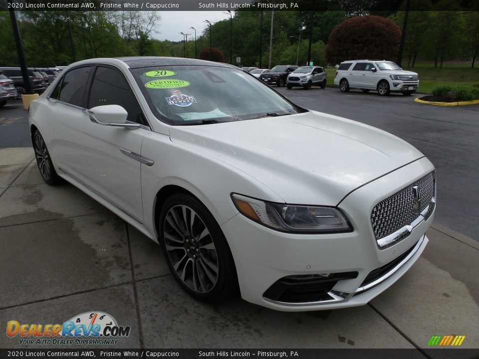 Front 3/4 View of 2020 Lincoln Continental AWD Photo #8