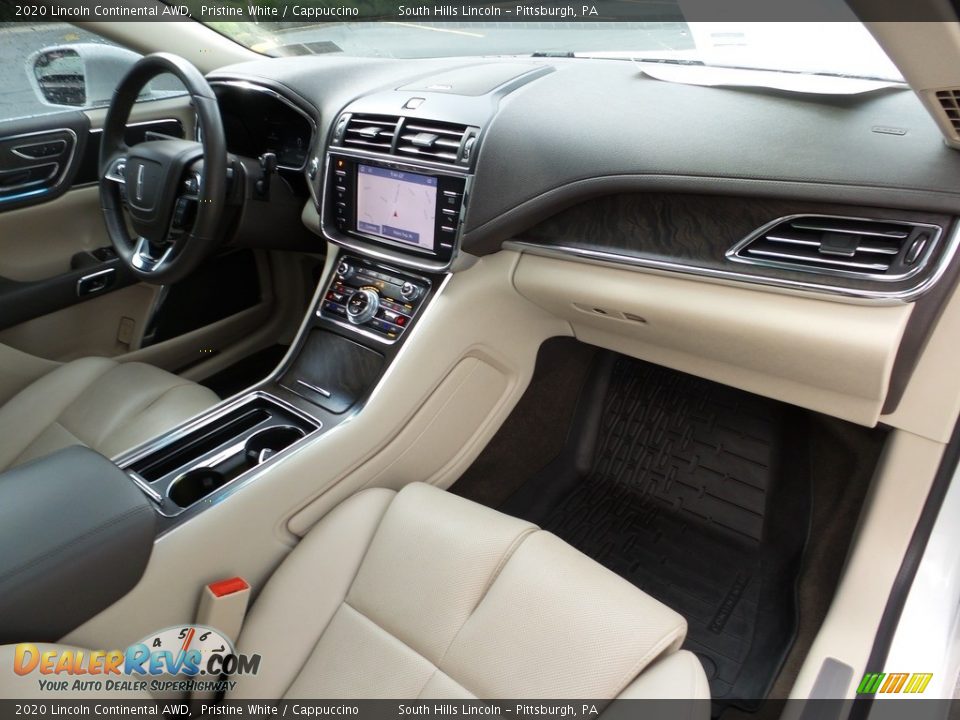 Dashboard of 2020 Lincoln Continental AWD Photo #12