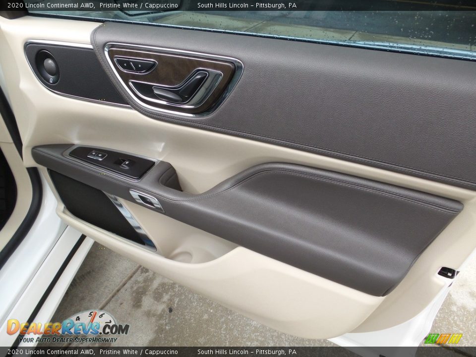 Door Panel of 2020 Lincoln Continental AWD Photo #13