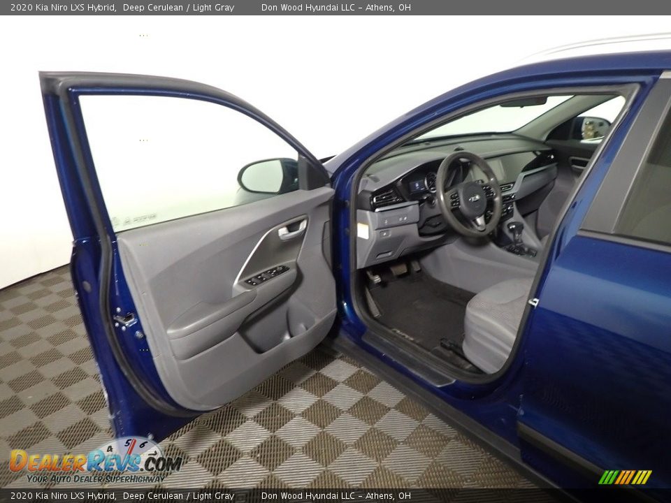 2020 Kia Niro LXS Hybrid Deep Cerulean / Light Gray Photo #18