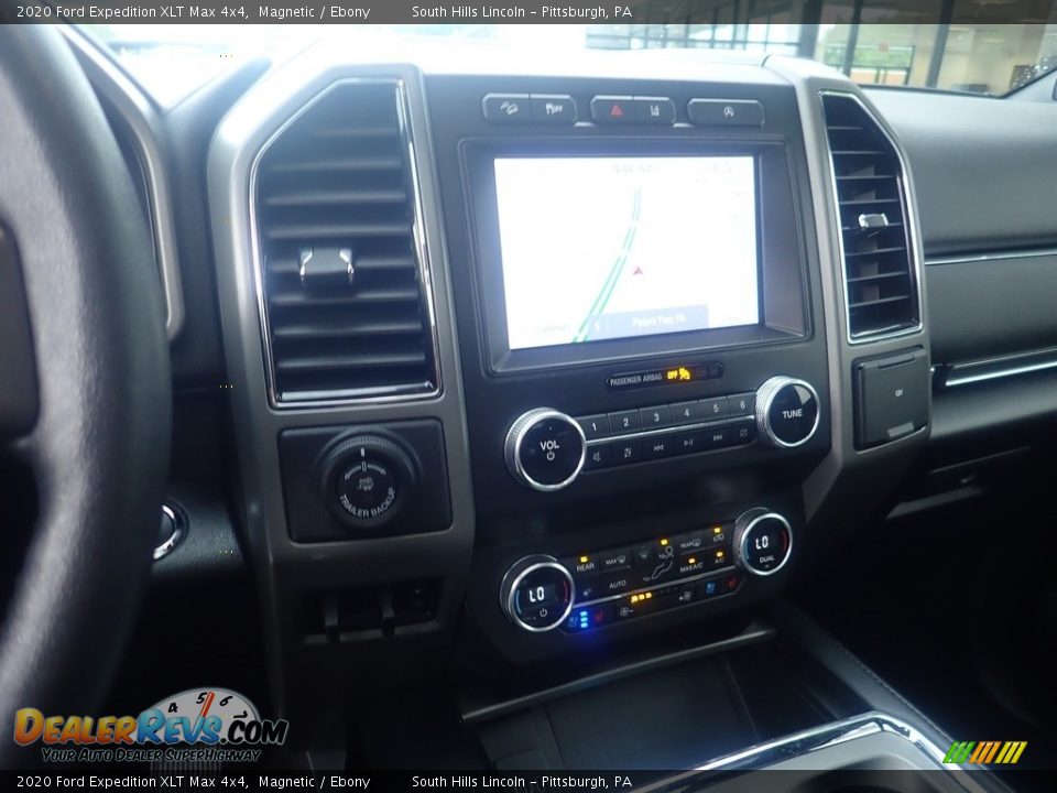 Controls of 2020 Ford Expedition XLT Max 4x4 Photo #22