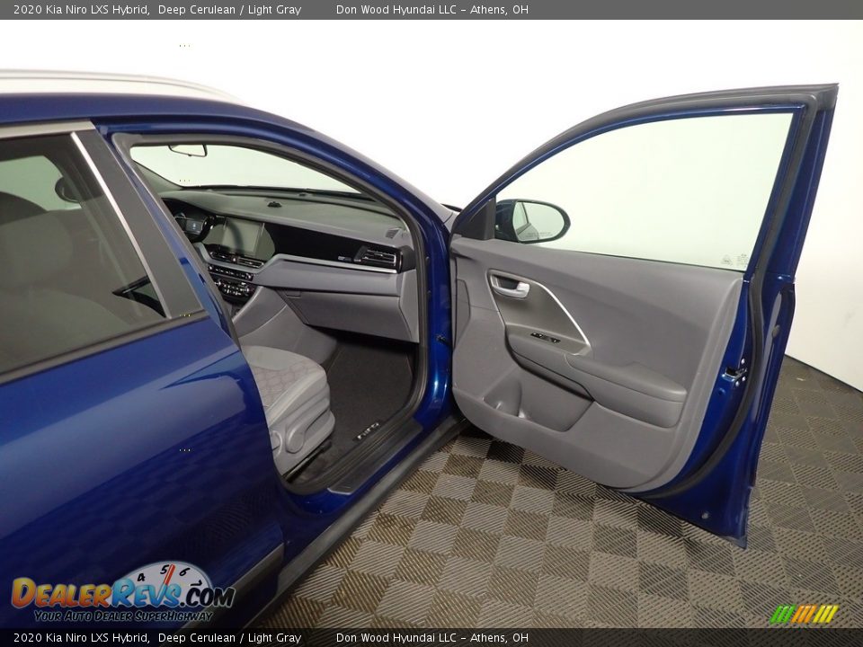 2020 Kia Niro LXS Hybrid Deep Cerulean / Light Gray Photo #35