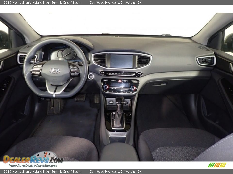 Dashboard of 2019 Hyundai Ioniq Hybrid Blue Photo #18