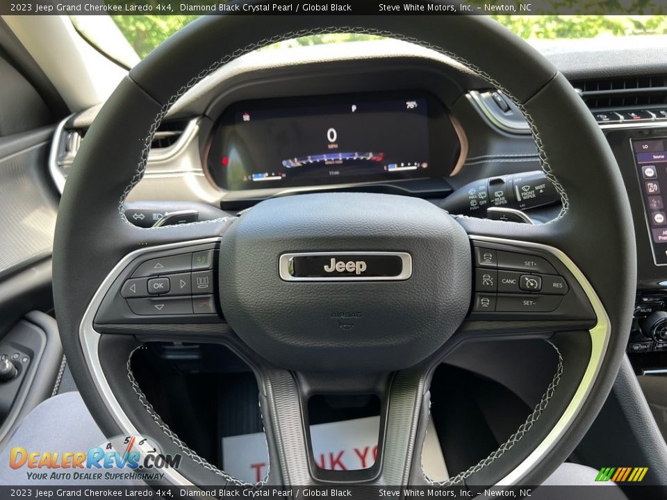 2023 Jeep Grand Cherokee Laredo 4x4 Steering Wheel Photo #19