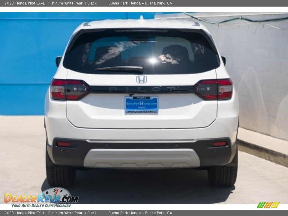 2023 Honda Pilot EX-L Platinum White Pearl / Black Photo #5