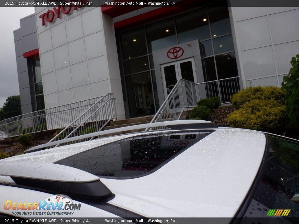 2015 Toyota RAV4 XLE AWD Super White / Ash Photo #3