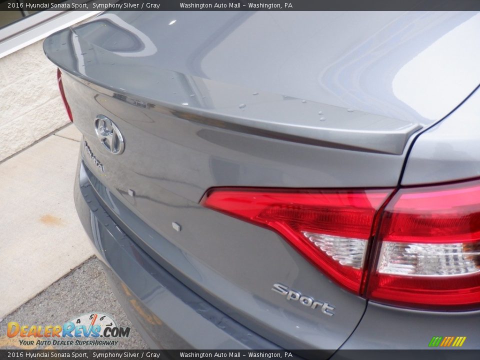 2016 Hyundai Sonata Sport Symphony Silver / Gray Photo #11