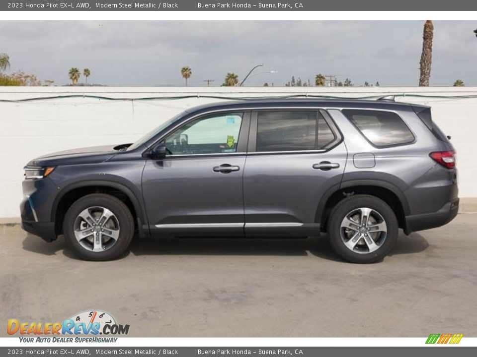 2023 Honda Pilot EX-L AWD Modern Steel Metallic / Black Photo #4