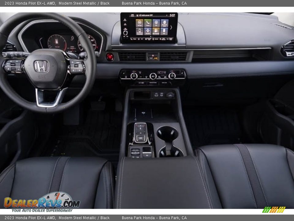 2023 Honda Pilot EX-L AWD Modern Steel Metallic / Black Photo #15