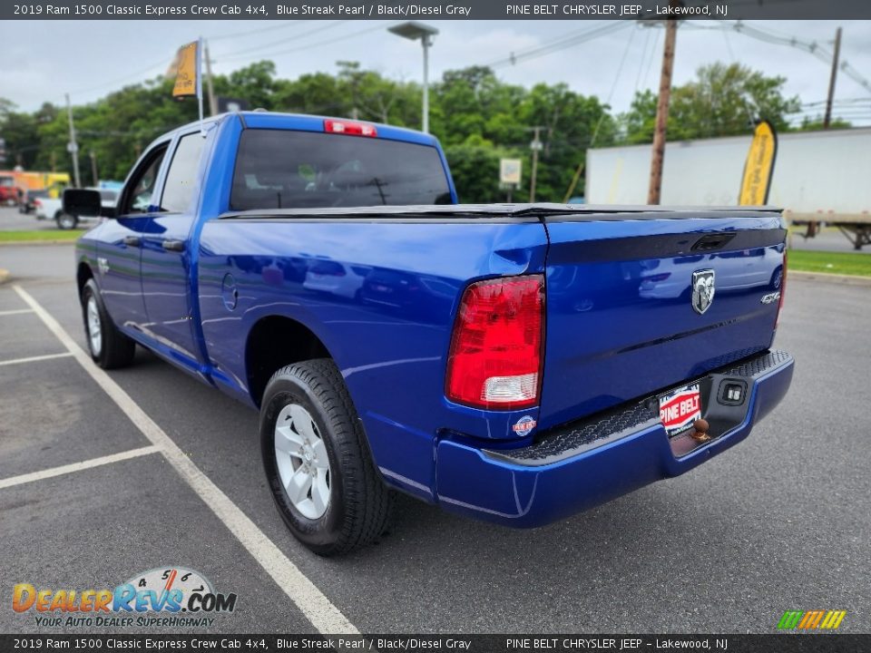 2019 Ram 1500 Classic Express Crew Cab 4x4 Blue Streak Pearl / Black/Diesel Gray Photo #13