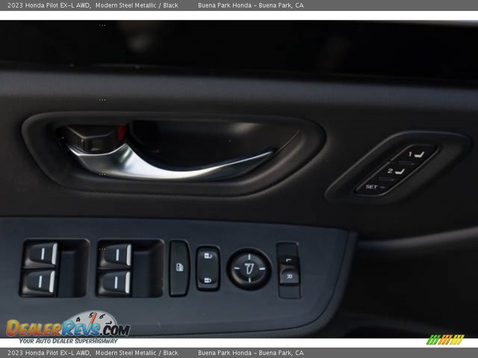 2023 Honda Pilot EX-L AWD Modern Steel Metallic / Black Photo #32