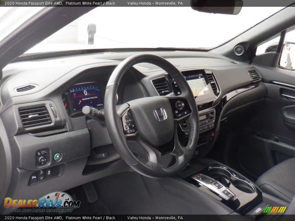 Dashboard of 2020 Honda Passport Elite AWD Photo #13