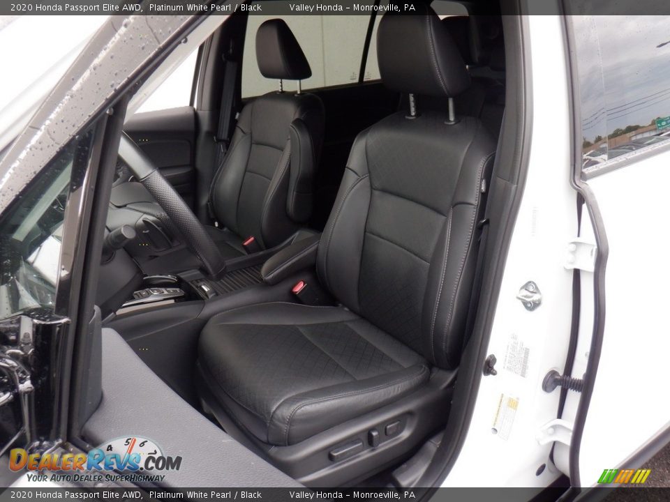 Front Seat of 2020 Honda Passport Elite AWD Photo #15