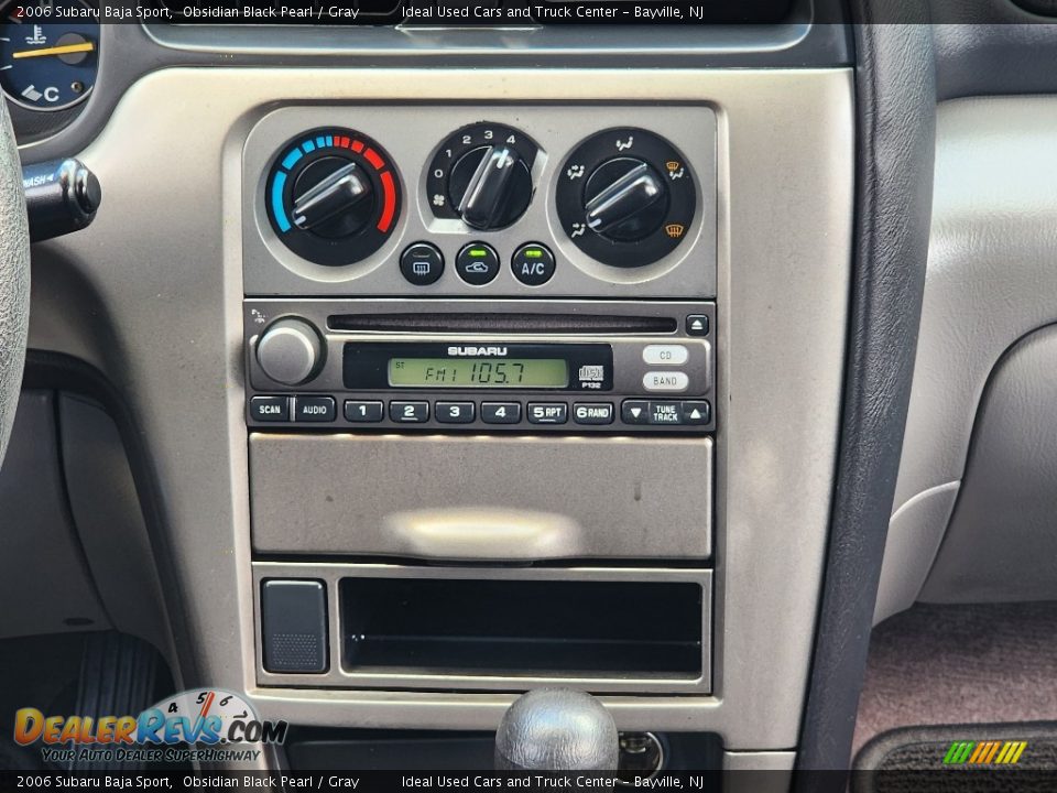 Controls of 2006 Subaru Baja Sport Photo #18