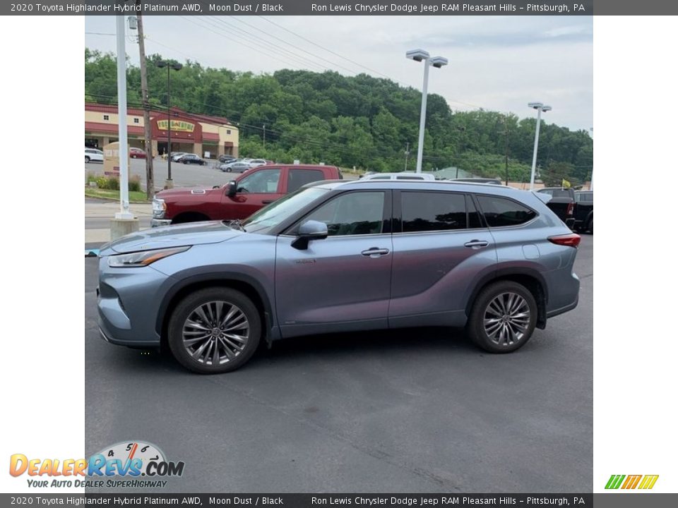 2020 Toyota Highlander Hybrid Platinum AWD Moon Dust / Black Photo #2