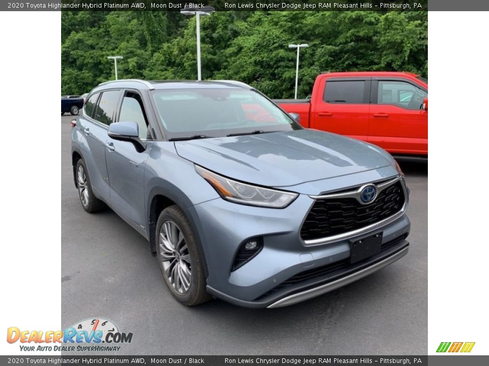 2020 Toyota Highlander Hybrid Platinum AWD Moon Dust / Black Photo #4