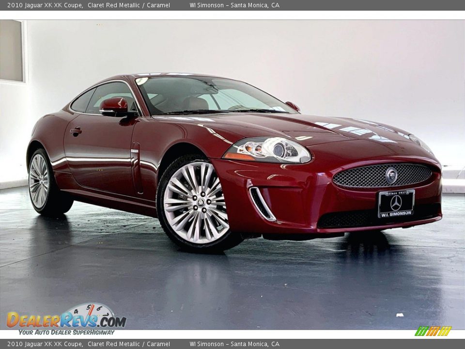 Front 3/4 View of 2010 Jaguar XK XK Coupe Photo #31