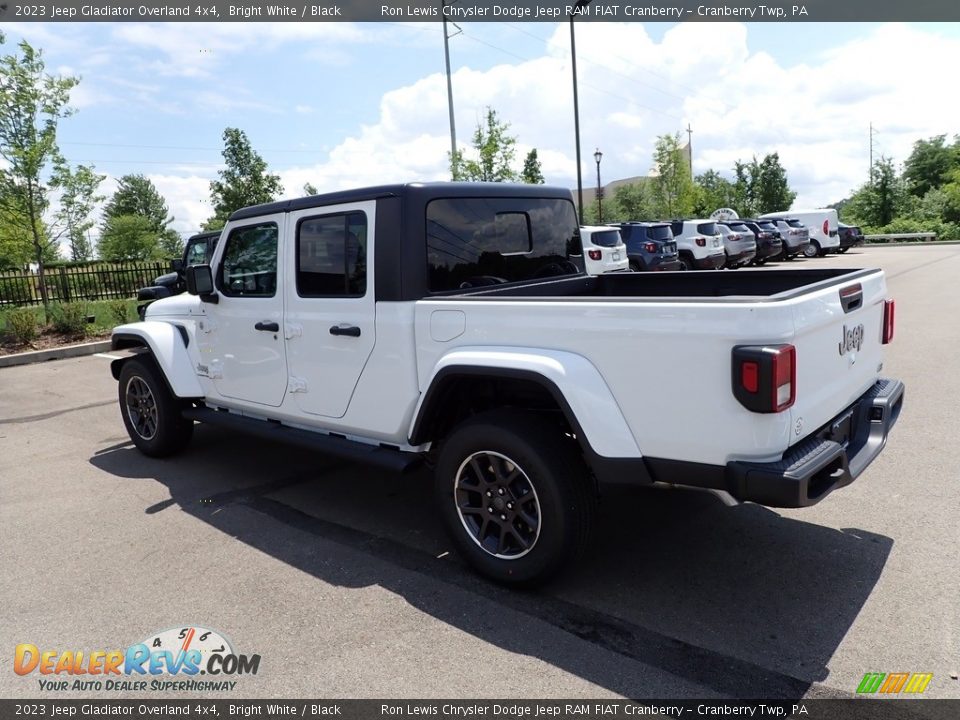 2023 Jeep Gladiator Overland 4x4 Bright White / Black Photo #3