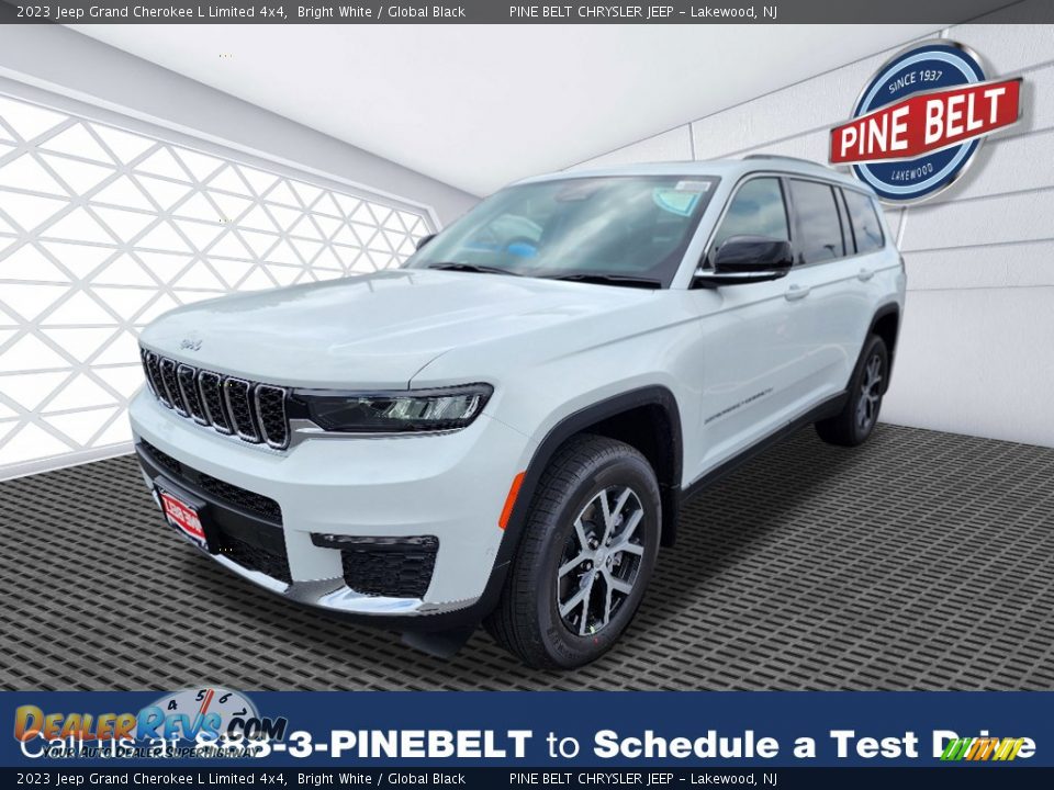 2023 Jeep Grand Cherokee L Limited 4x4 Bright White / Global Black Photo #1