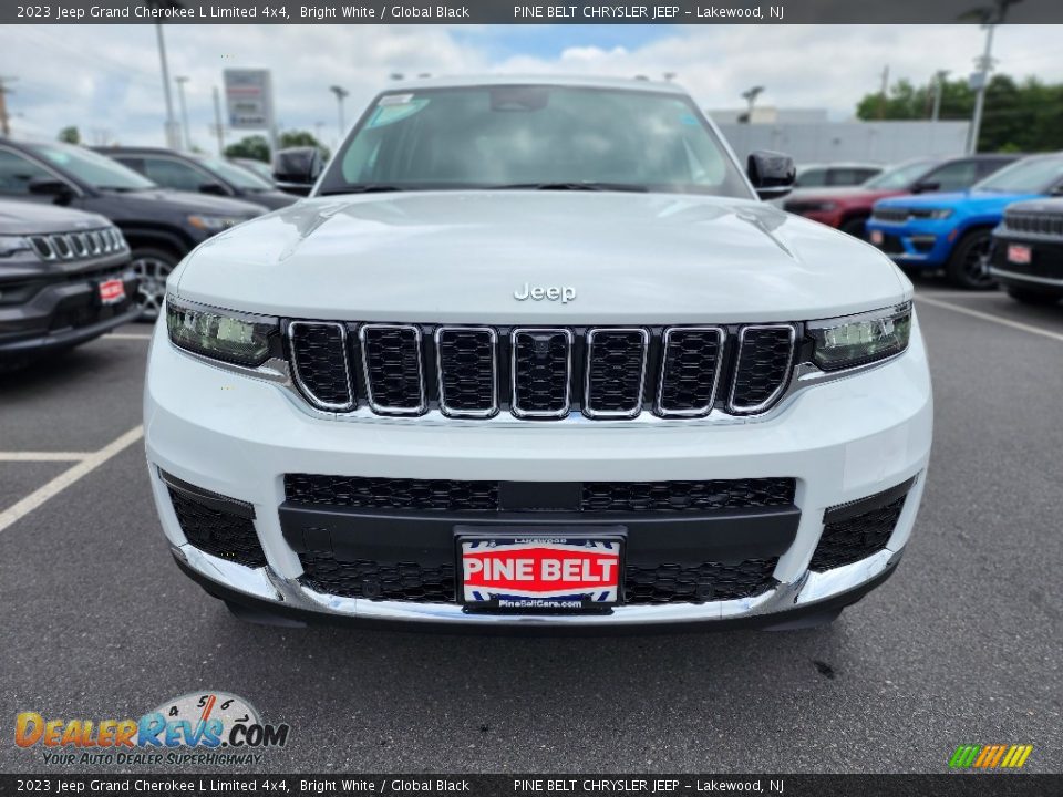 2023 Jeep Grand Cherokee L Limited 4x4 Bright White / Global Black Photo #2