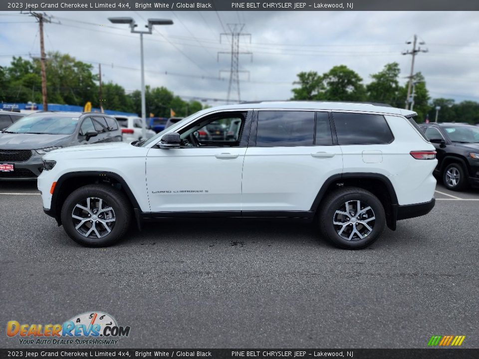 2023 Jeep Grand Cherokee L Limited 4x4 Bright White / Global Black Photo #3