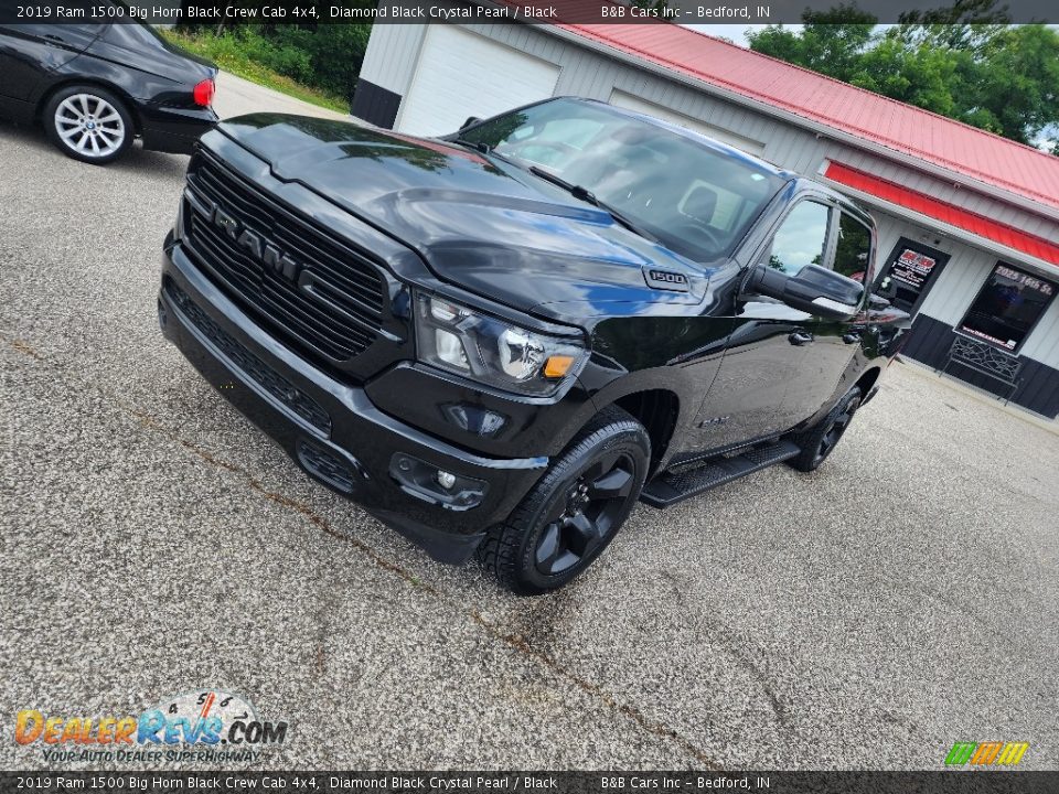 2019 Ram 1500 Big Horn Black Crew Cab 4x4 Diamond Black Crystal Pearl / Black Photo #13