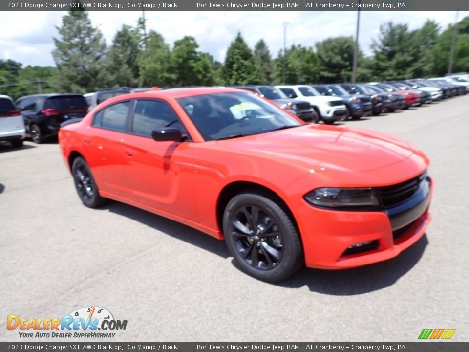 2023 Dodge Charger SXT AWD Blacktop Go Mango / Black Photo #7