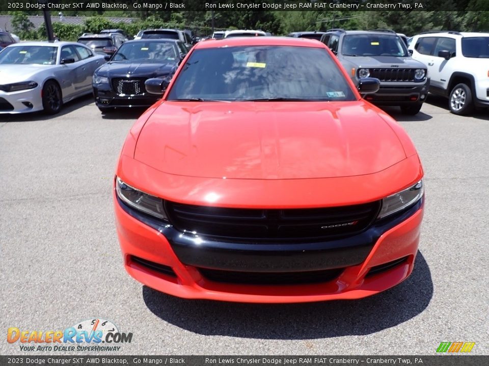 2023 Dodge Charger SXT AWD Blacktop Go Mango / Black Photo #8