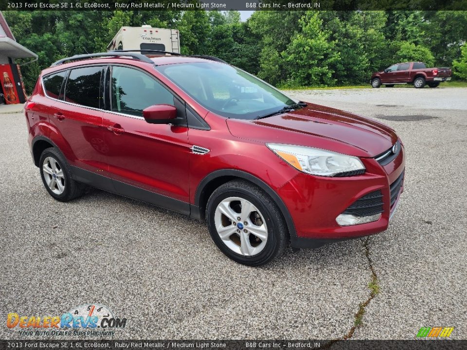 2013 Ford Escape SE 1.6L EcoBoost Ruby Red Metallic / Medium Light Stone Photo #5