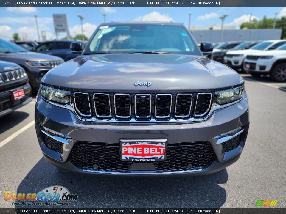 2023 Jeep Grand Cherokee Limited 4x4 Baltic Gray Metallic / Global Black Photo #2