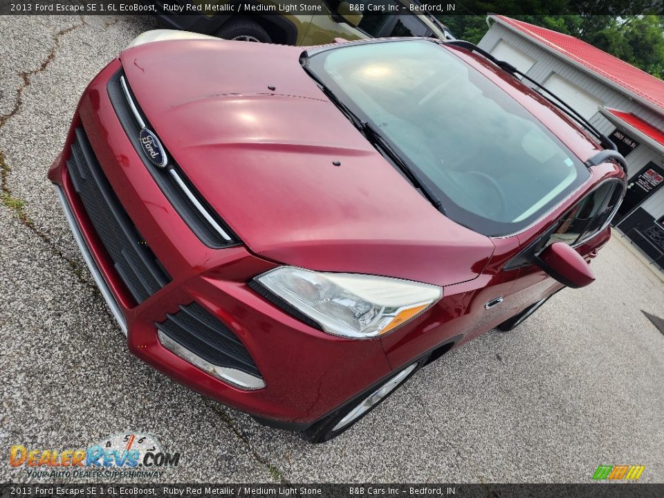 2013 Ford Escape SE 1.6L EcoBoost Ruby Red Metallic / Medium Light Stone Photo #7