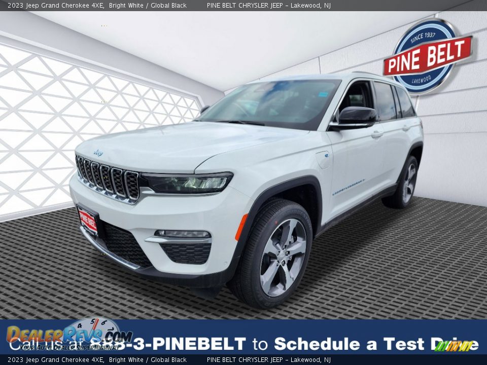 2023 Jeep Grand Cherokee 4XE Bright White / Global Black Photo #1