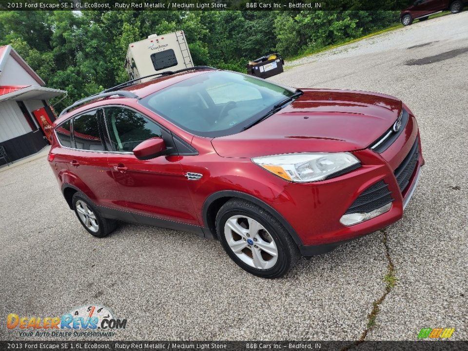 2013 Ford Escape SE 1.6L EcoBoost Ruby Red Metallic / Medium Light Stone Photo #20