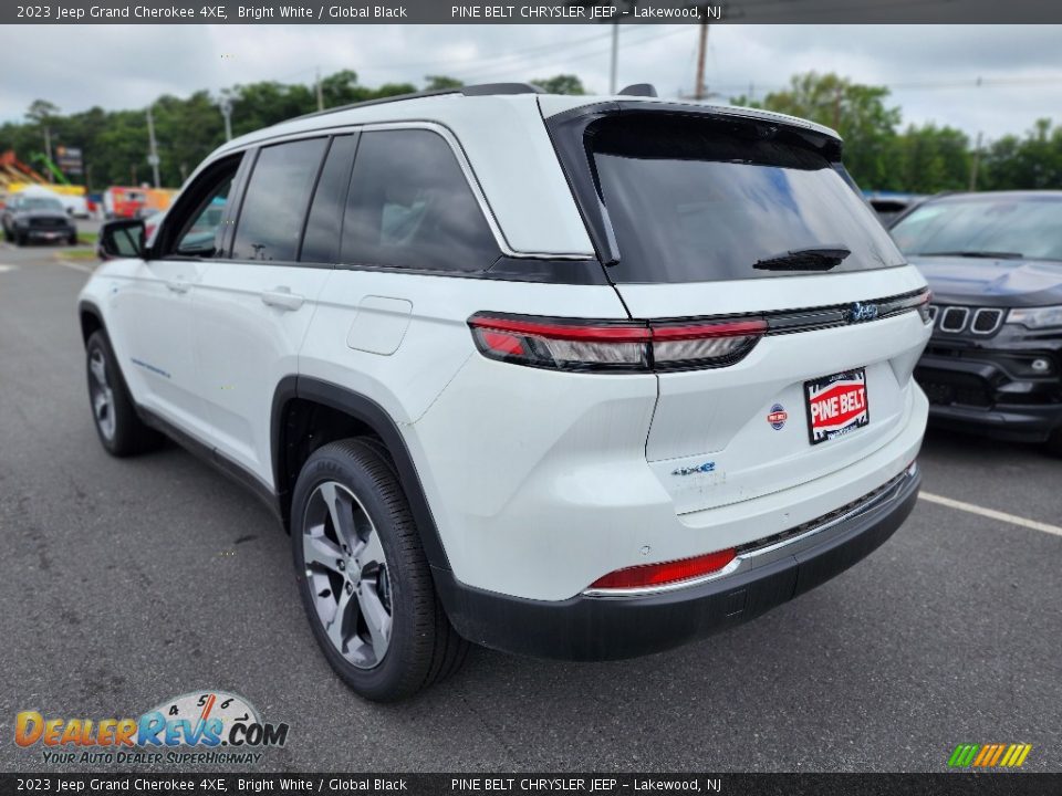 2023 Jeep Grand Cherokee 4XE Bright White / Global Black Photo #4