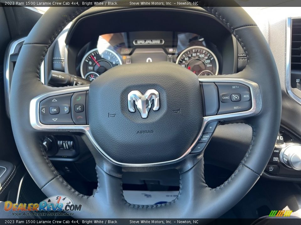 2023 Ram 1500 Laramie Crew Cab 4x4 Bright White / Black Photo #19